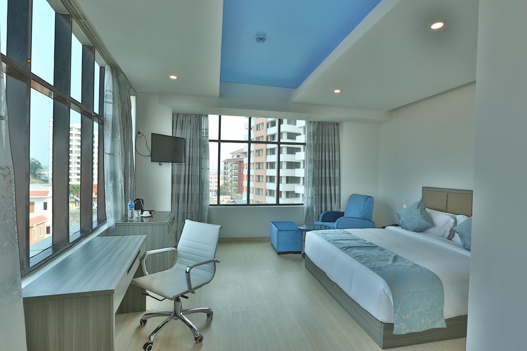 City Hotel And Suites كاتماندو المظهر الخارجي الصورة